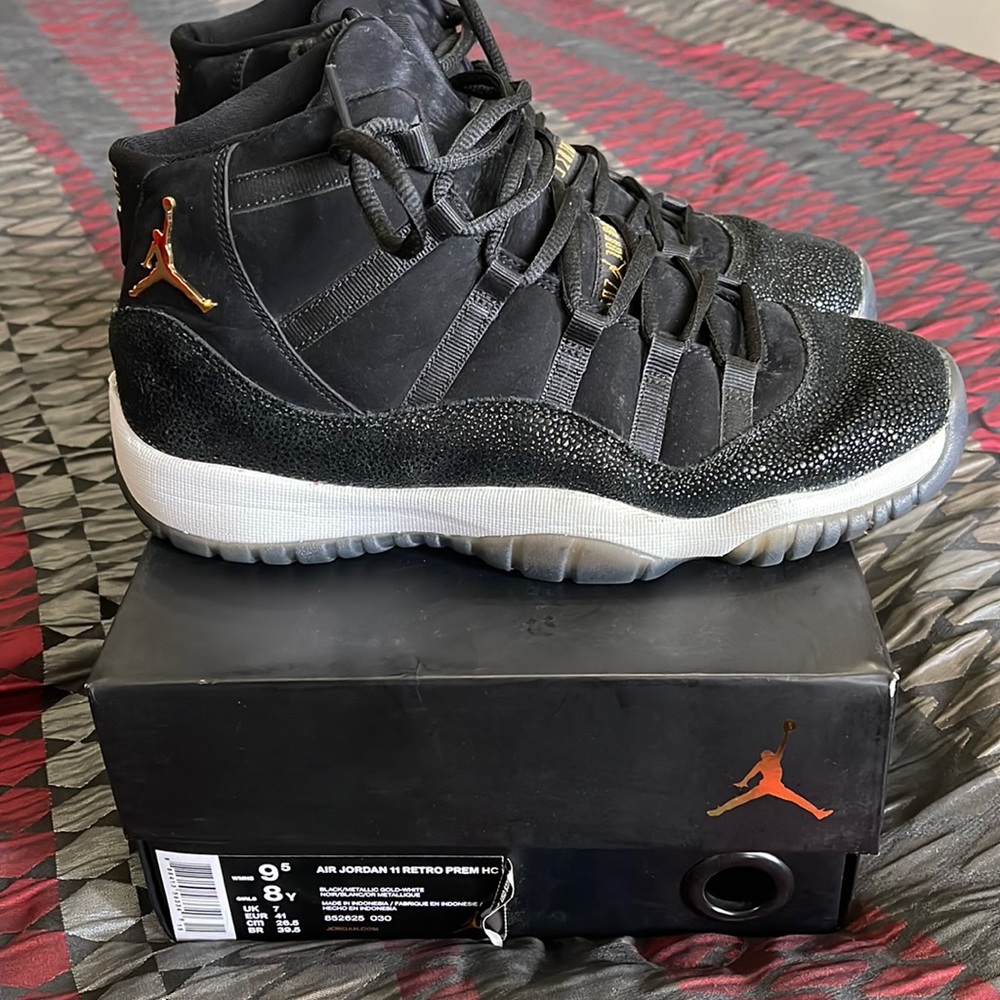 Air Jordan 11 Retro Prem HC black metallic gold and white